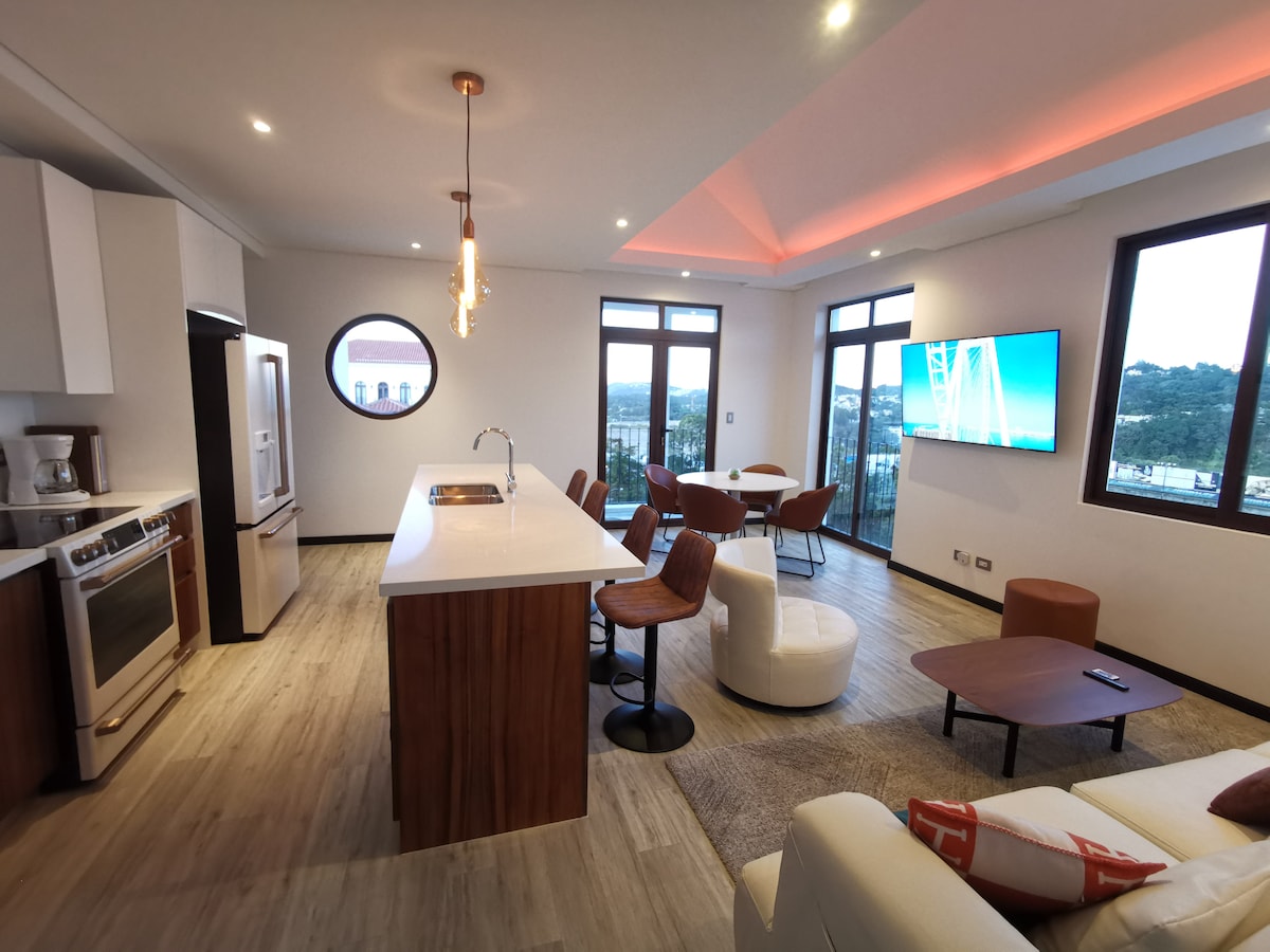 Luxury penthouses for rent in Guatemala - LuxuryEstate.com - Guatemala Luxury Penthouse Rentals