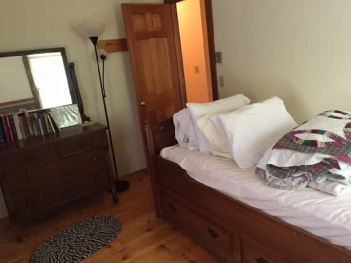 The Trundle bedroom: 2 beds!