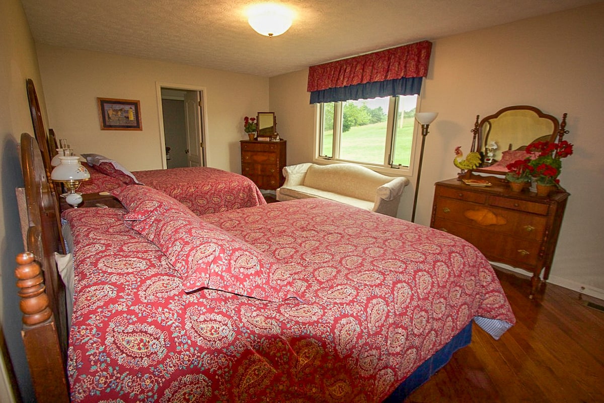 标准双人主卧套房-红色房间