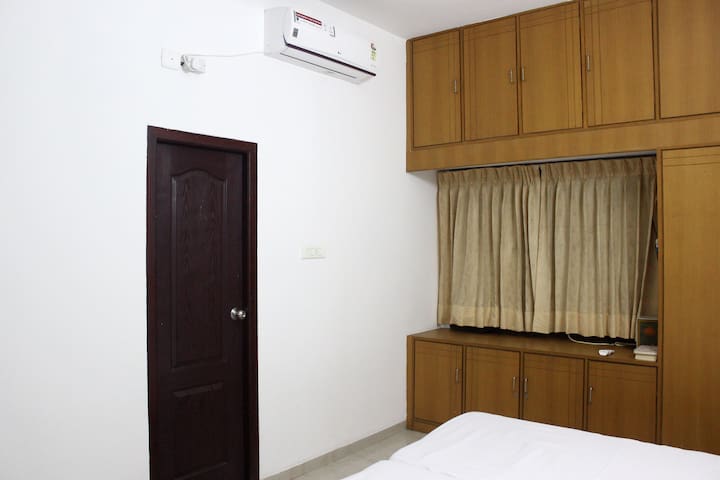 AC Room in Home incl all Meal