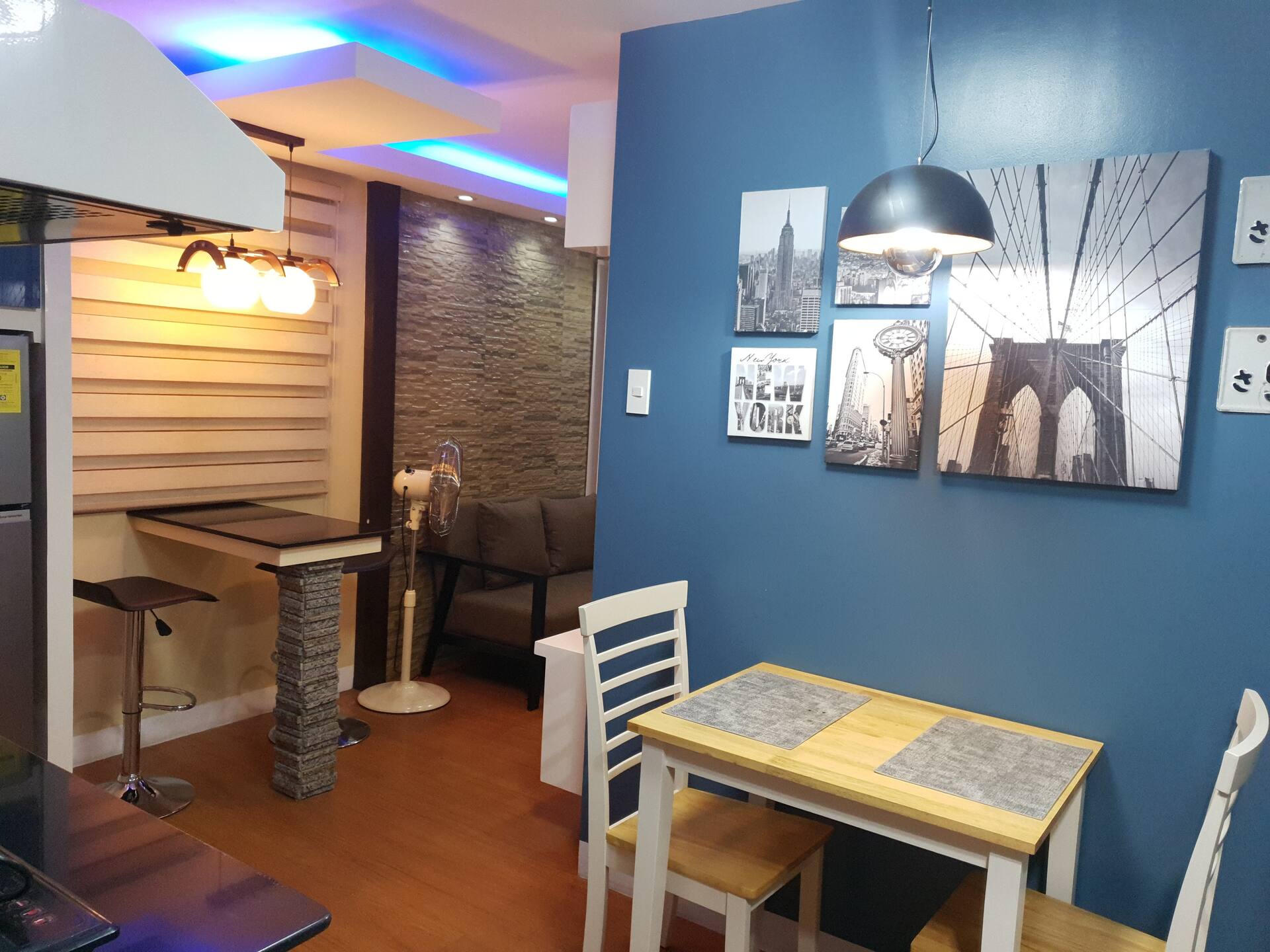 RON's PLACE, ideal for staycation, stylish, cozy