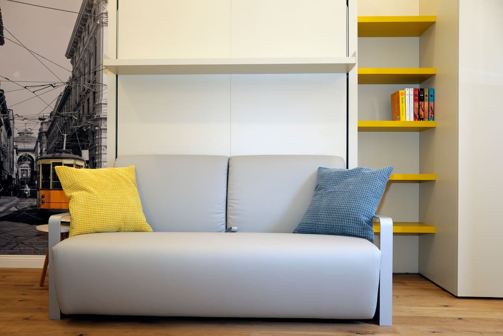 Divano, con letto ribaltato