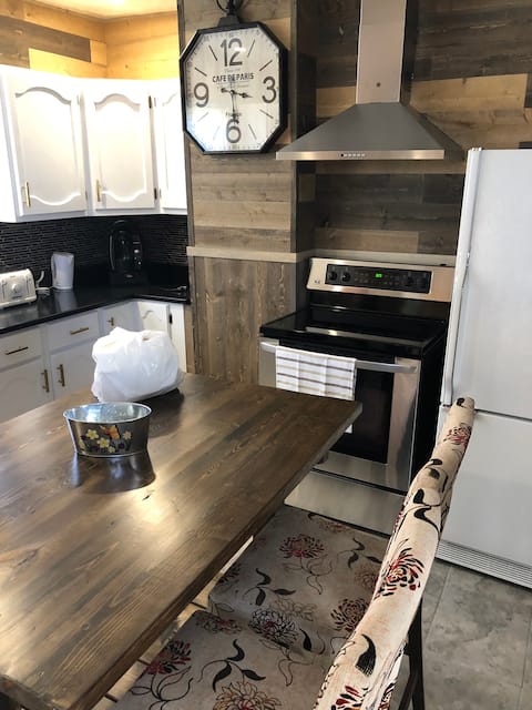 Country Style Living - Stay in the Bay