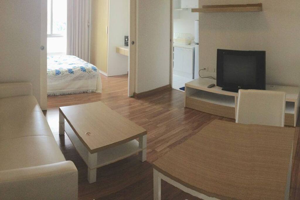 Sleeping & living area