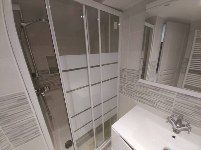 Belle Maison avec Piscine gallery image 3