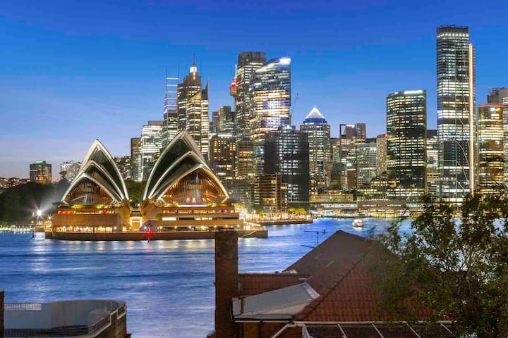 Spacious Kirribilli Penthouse – Spectacular Views
