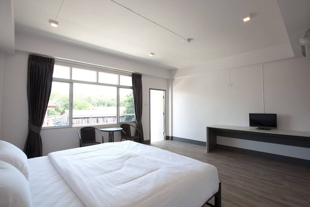 Bedroom with balcony 2