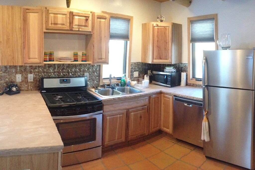 Full kitchen