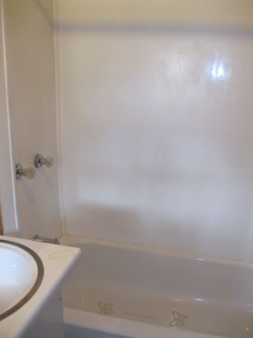 bath/shower