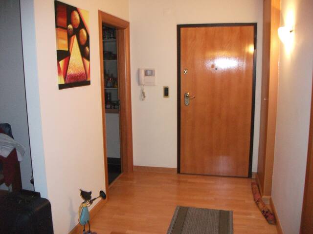 Rent Apartment Lisbon near Subway gallery image 3