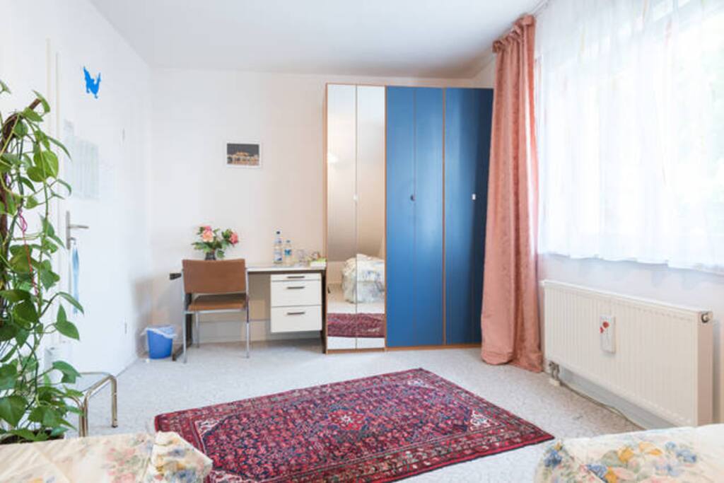 (Room 1/ Zimmer 1) Overview