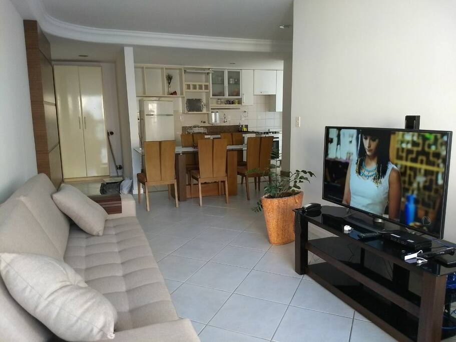 sala integrada com a varanda