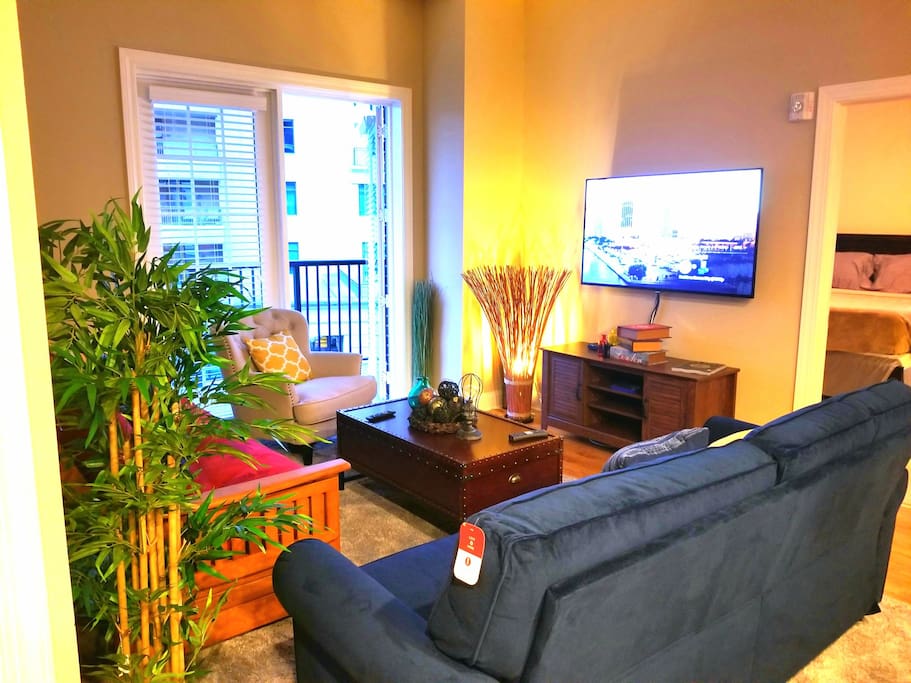 Living Room w/ 50in. TV