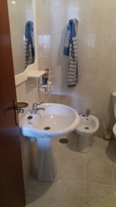 CUARTO DE BAÑO