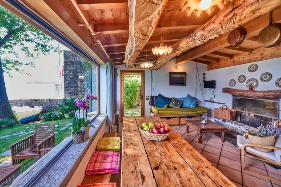 A garden cottage on the shore of Lake Como, Lierna, Lombardy, Italy, photo 4 of 10