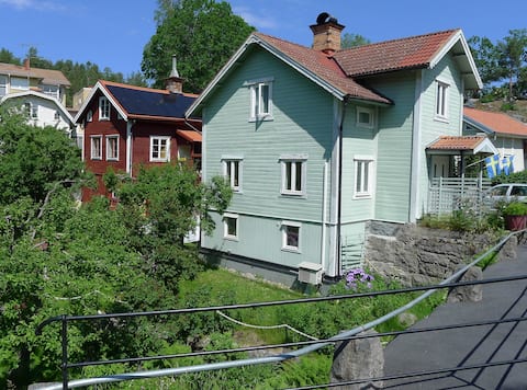 Top Airbnb: Small village with wild nature around in Kinda