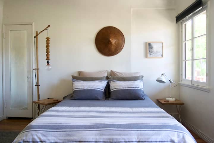 Private Entrance, 1 Bedroom, Kitchenette, Bathroom - Los Angeles