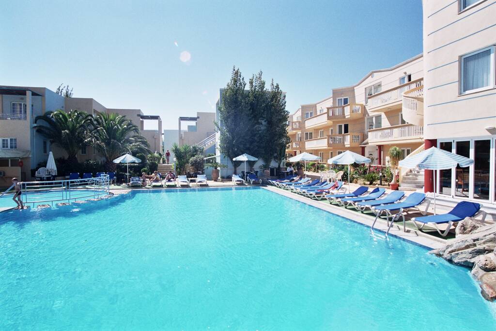 Pool area
