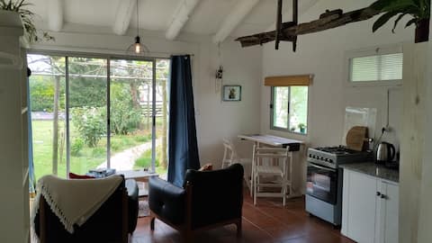 Propiedad de Airbnb exitosa: LA Casupa (39th Street corner 48th) Studio en Buenos Aires