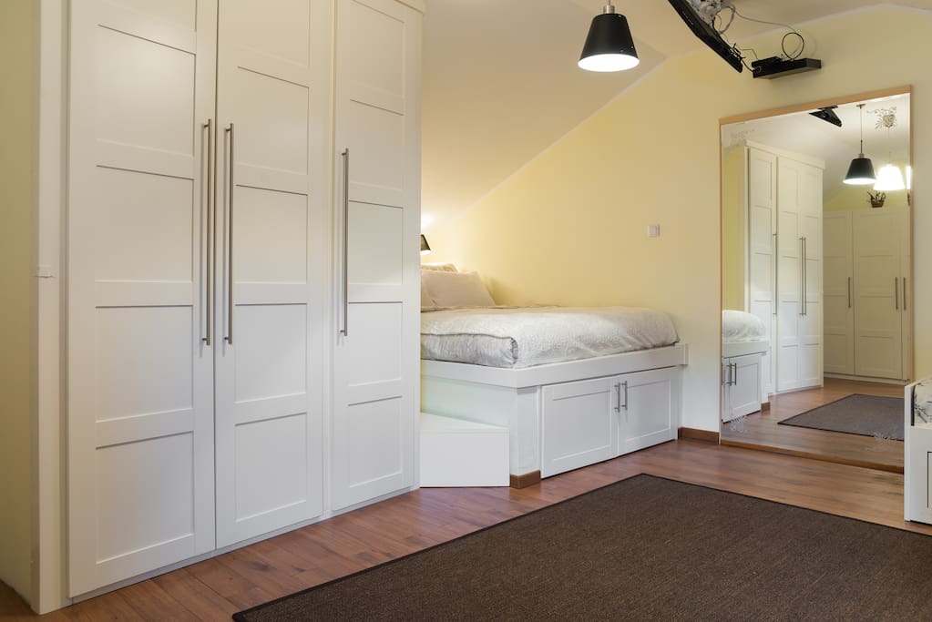 2nd floor bedroom
