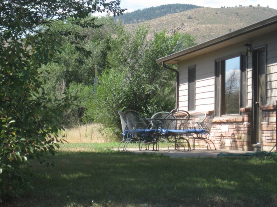 Nestled in the Foothills, the outside area is full of wildlife.