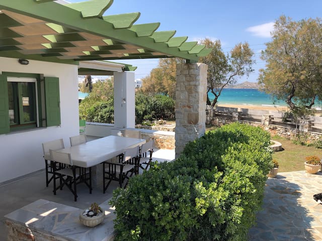 Beach House in Paros !