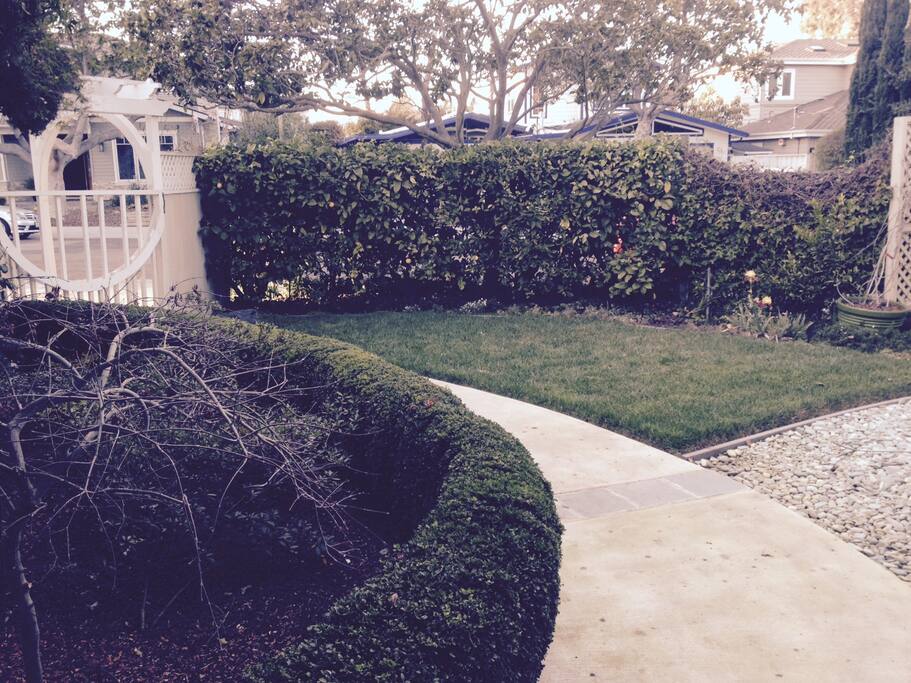 The front yard very quiet and secluded.