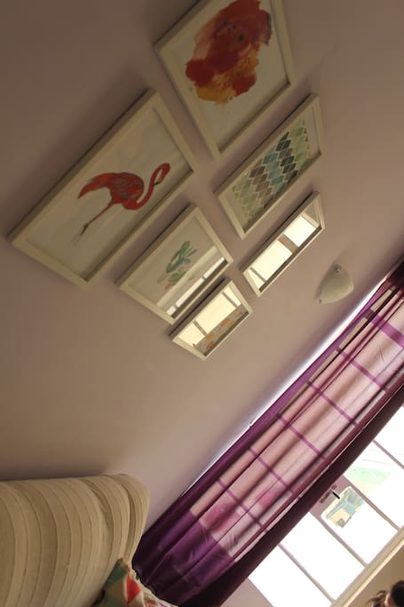 A closer snap shot of the living room.