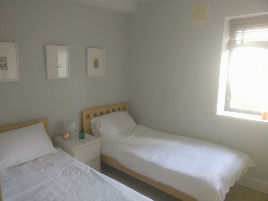 Twin Bedroom