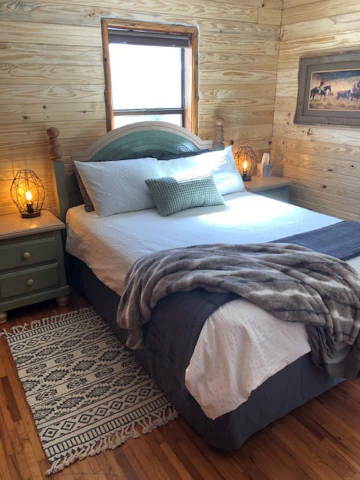 Queen Master Bedroom
