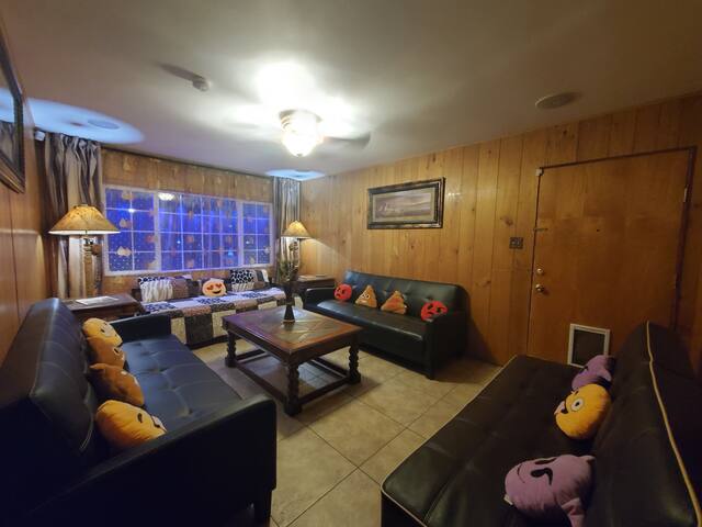 Escape in a private pool, jacuzzi, bbq, koi pond gallery image 4