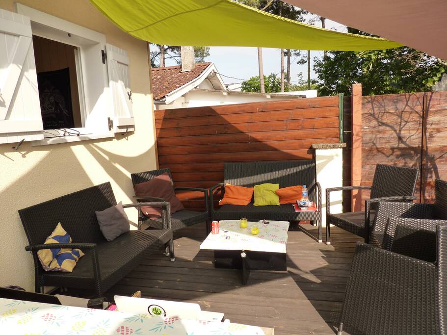 Salon de jardin ombragé