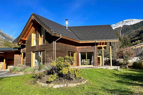 Impressive Chalet, Allemond, Bike/Ski/Hike