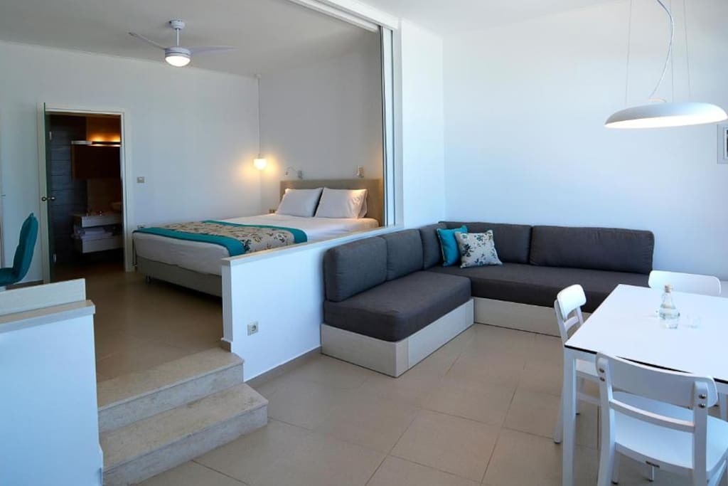 bedroom-dining room
