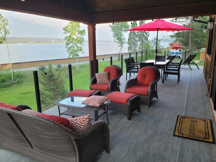 Lake Front Invermere- Ice Fish, Hot Tub, Private - Cabins for Rent in  Invermere, British Columbia, Canada - Airbnb