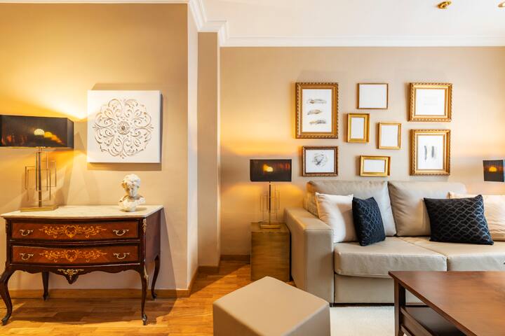 Abastos Elegant Apartment Mid-term gallery image 4