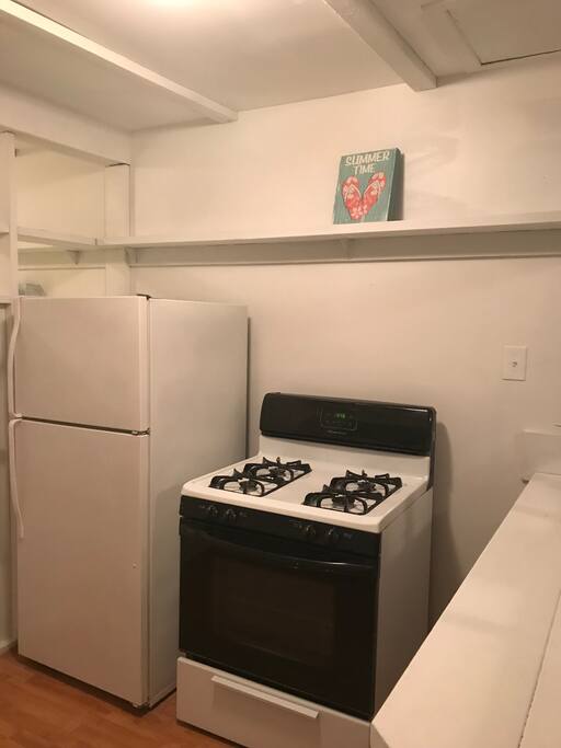 full kitchen