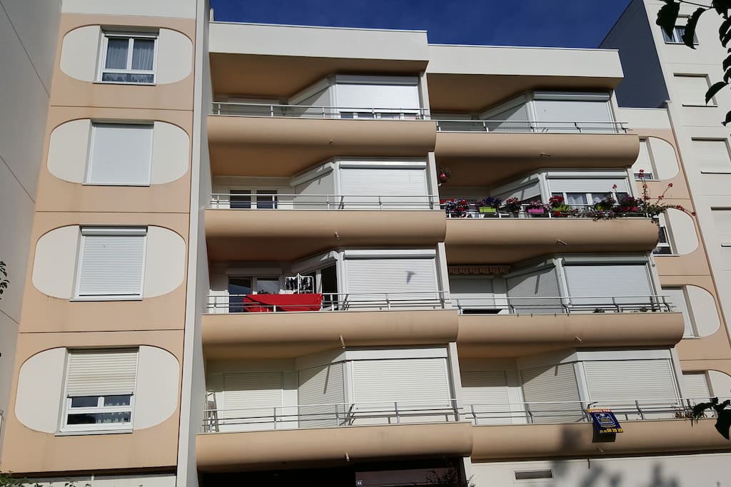 Appartement dans résidence calme à 5 minutes du centre ville