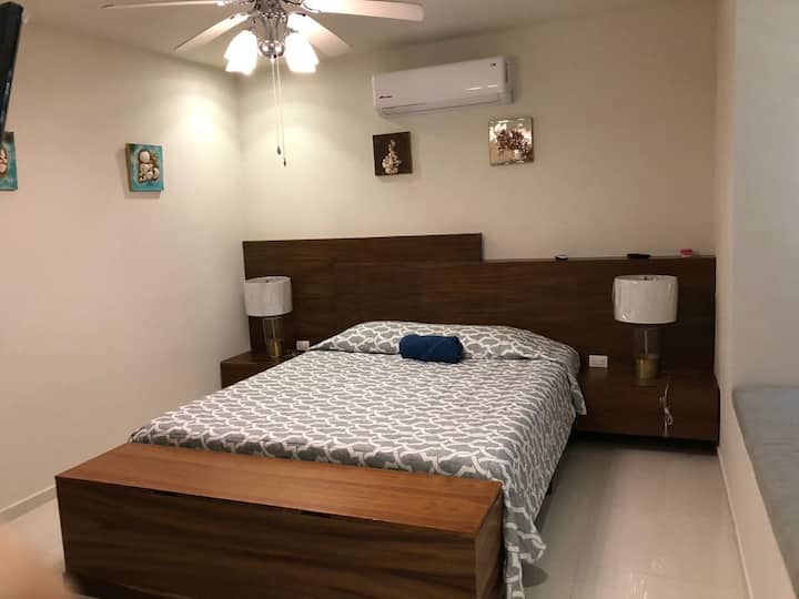 Основна спалня