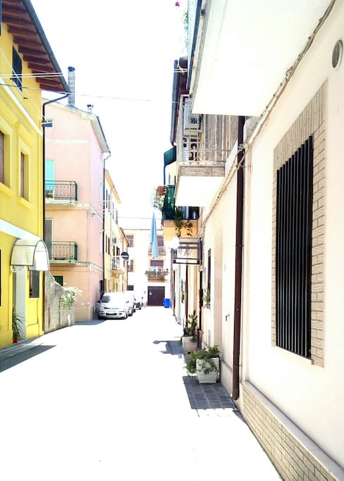 TERZO VICO RIONE ISTONIO