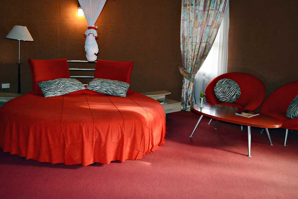 BEDROOM COTTAGES