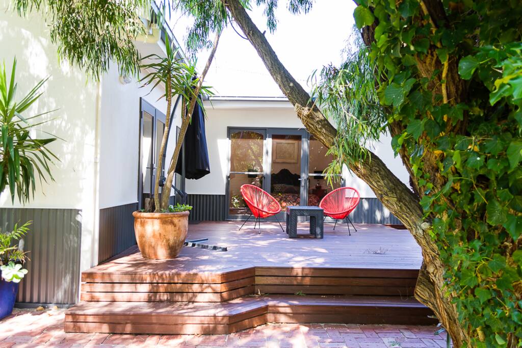 Front deck