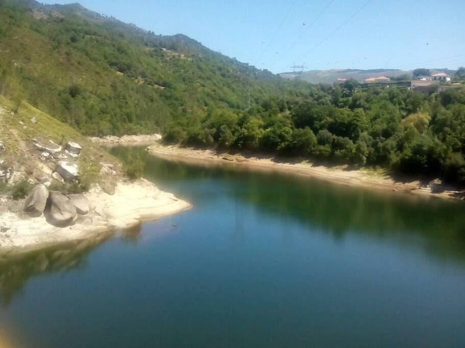 Bacia da barragem de Salamonde