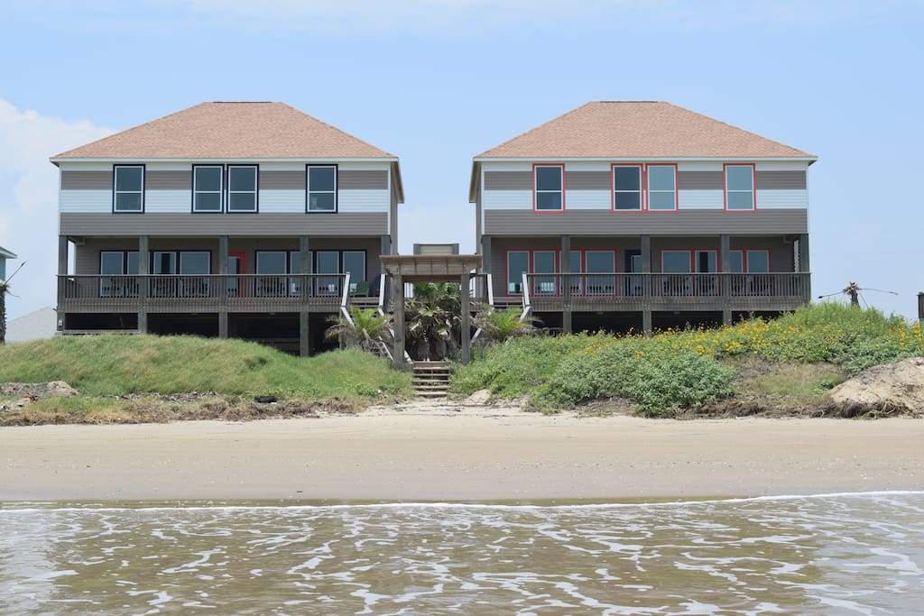 2 Close to Sea BEACHFRONT sleeps 60 Houses for Rent in Galveston
