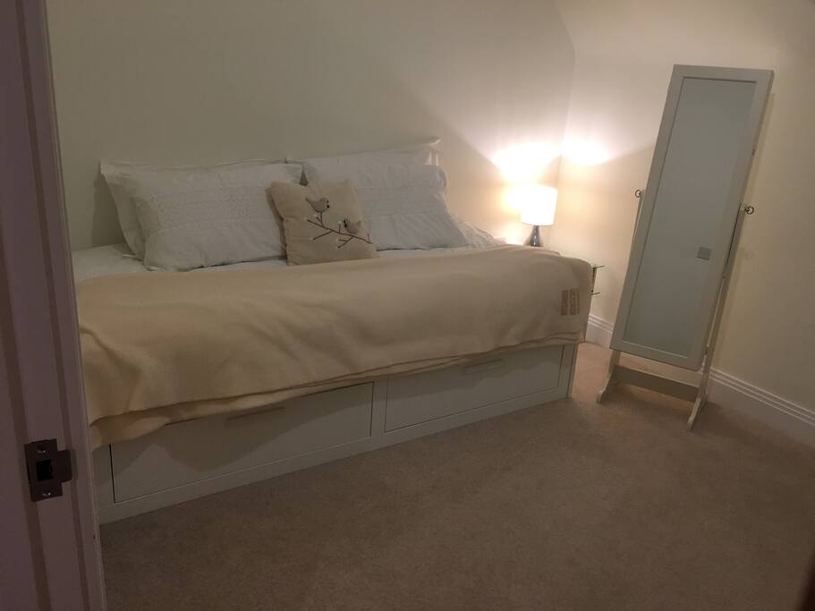 The bed can be for single use, or converted into a double depending on number of guests and guest preference.