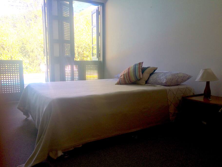double bedroom - garden view