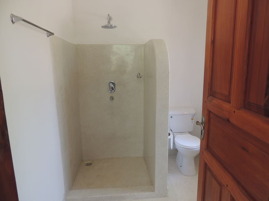 Ensuite