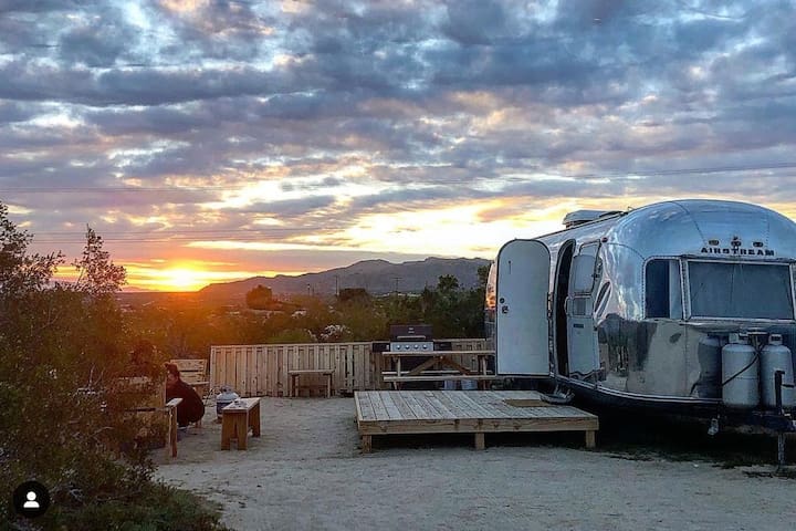 Airbnb® Joshua Tree Vacation Rentals & Places to Stay California