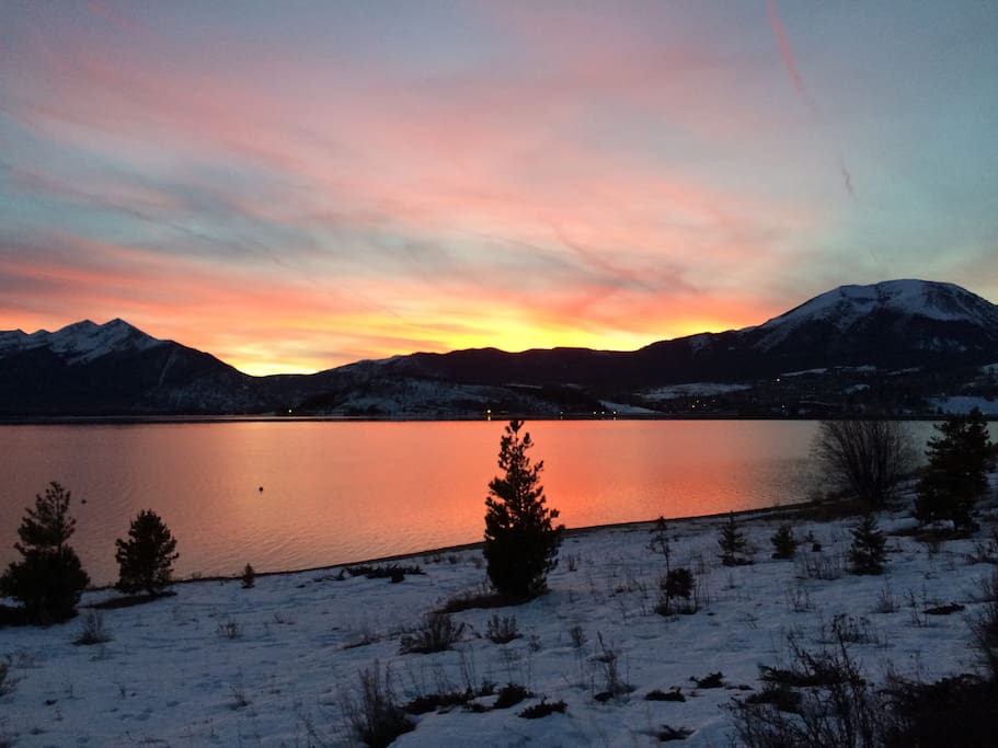Lake Dillon is 1 block from the house (see map). BEAUTIFUL!!