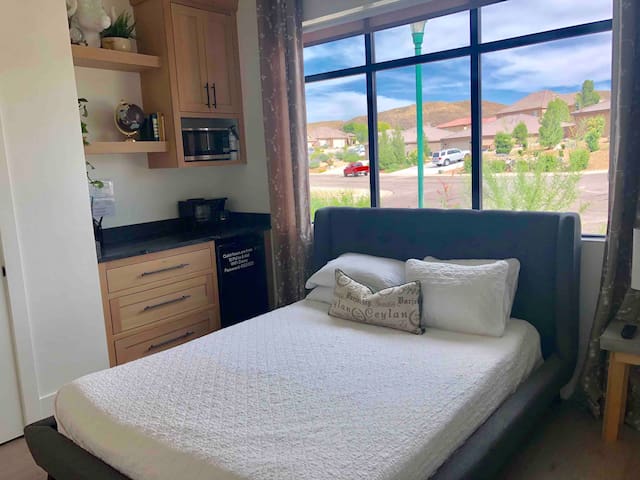 Private Casita with kitchenette and bathroom